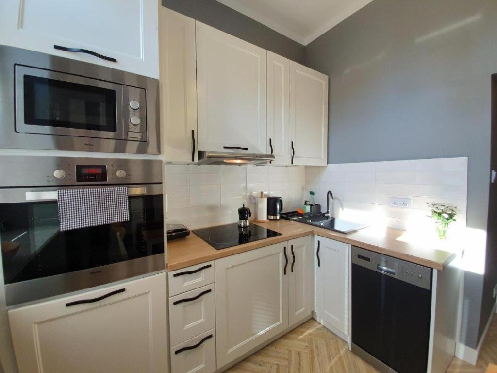 Apartament Dworcowa 100 M Do Pkp Kołobrzeg Eksteriør bilde